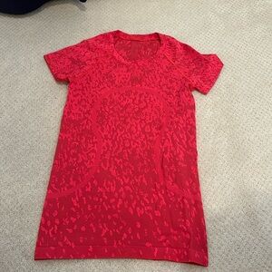 Lululemon swiftly tech t shirt